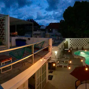 Moloch Hostel&suites Gasthof Cancún